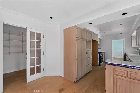 Other - 2201 E Glenoaks, Glendale, CA 91206 photo 2 of 8