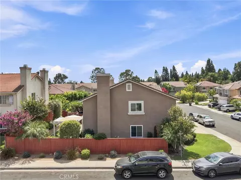 View/Area - 65 Linhaven, Irvine, CA 92602 photo 2 of 7