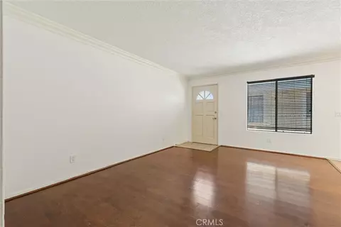 Living - 3425 E 15th #12D, Long Beach, CA 90804 photo 2 of 3