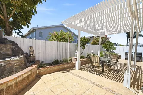 Exterior - 17537 Sagebrush, Carson, CA 90746 photo 8 of 9