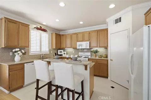 Kitchen - 17537 Sagebrush, Carson, CA 90746 photo 2 of 6