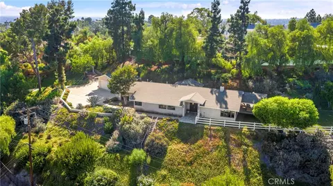 2201 Skyline Dr, Fullerton, CA 92831