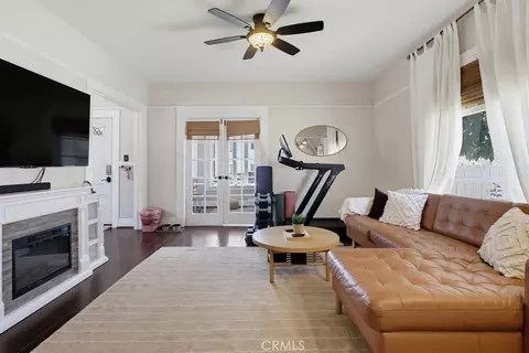 Living - 551 W 8th St, Long Beach, CA 90813 photo 2 of 5