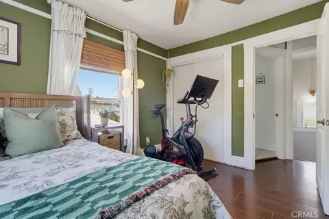 Bedroom - 551 W 8th St, Long Beach, CA 90813 photo 7 of 8