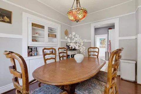 Dining - 551 W 8th St, Long Beach, CA 90813 photo 3 of 4