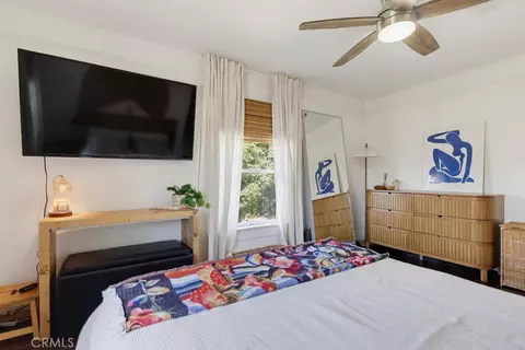 Bedroom - 551 W 8th St, Long Beach, CA 90813 photo 3 of 8