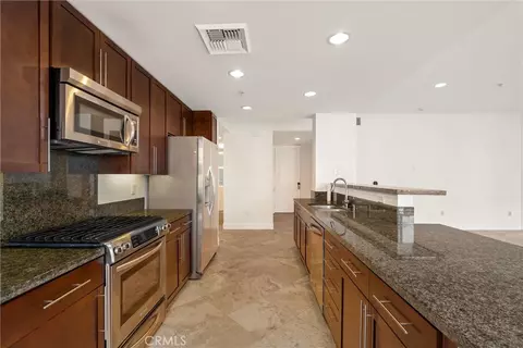 Kitchen - 300 E 4th St #201, Long Beach, CA 90802 photo 1 of 1