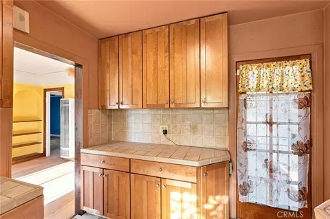 Kitchen - 2390 Oregon, Long Beach, CA 90806 photo 5 of 5