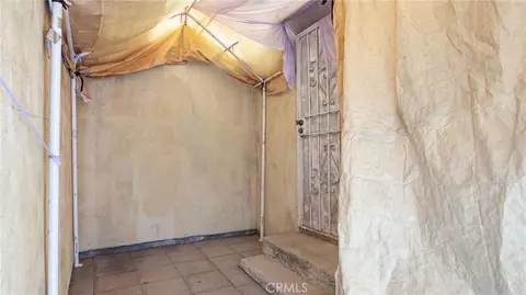 Entry Way - 1374 E Vernon, Los Angeles, CA 90011 photo 7 of 8