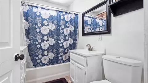 Bath - 1374 E Vernon, Los Angeles, CA 90011 photo 3 of 6