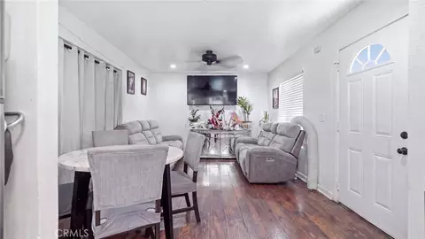 Entry Way - 1374 E Vernon, Los Angeles, CA 90011 photo 3 of 8