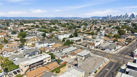 View/Area - 1374 E Vernon, Los Angeles, CA 90011 photo 7 of 13