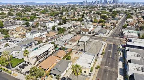 View/Area - 1374 E Vernon, Los Angeles, CA 90011 photo 5 of 13