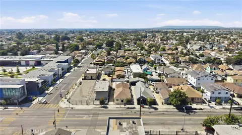 View/Area - 1374 E Vernon, Los Angeles, CA 90011 photo 12 of 13