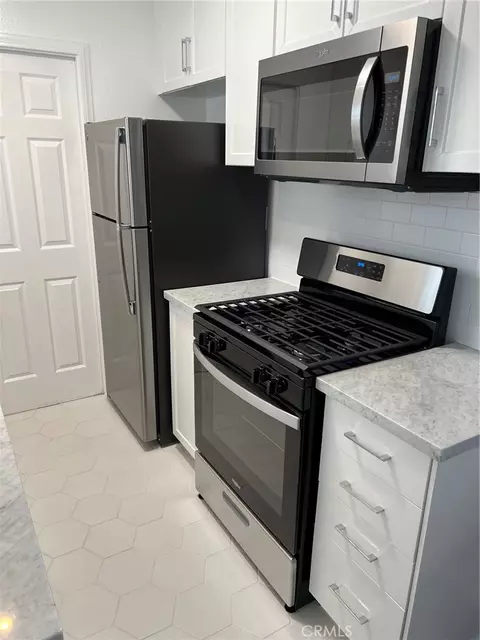 Kitchen - 2225 E 2nd #5, Long Beach, CA 90803 photo 2 of 2