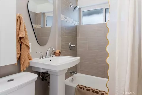Bath - 7041 E Spg, Long Beach, CA 90808 photo 2 of 3