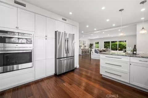 Kitchen - 6310 E Vera Crst, Long Beach, CA 90815 photo 5 of 6