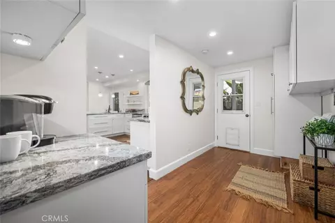 Entry Way - 6310 E Vera Crst, Long Beach, CA 90815 photo 2 of 5