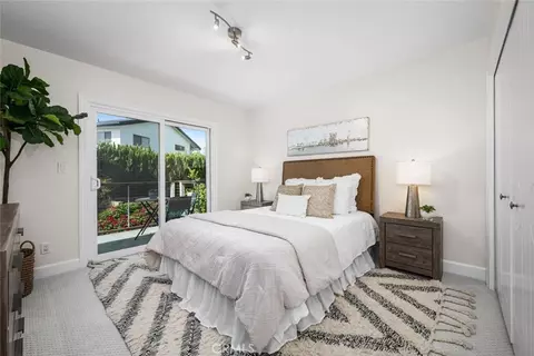 Bedroom - 6310 E Vera Crst, Long Beach, CA 90815 photo 8 of 11