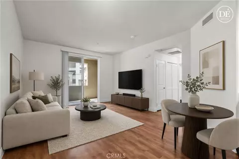 2108 Scholarship, Irvine, CA 92612
