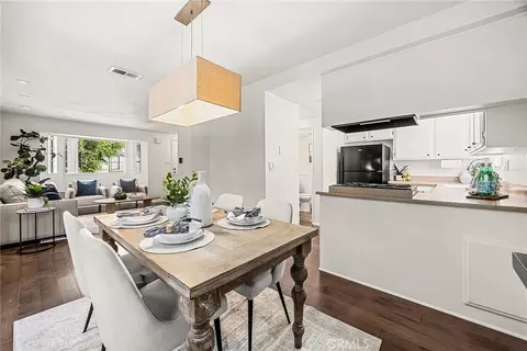 Dining - 246 Alpine St #9, Pasadena, CA 91106 photo 3 of 3