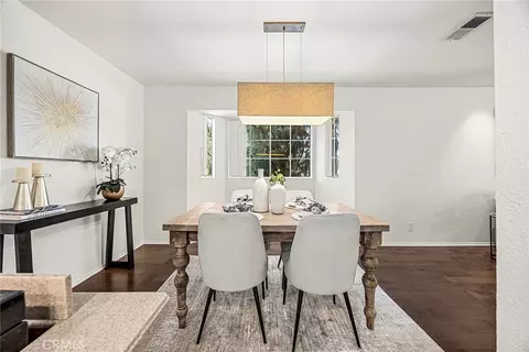 Dining - 246 Alpine St #9, Pasadena, CA 91106 photo 2 of 3
