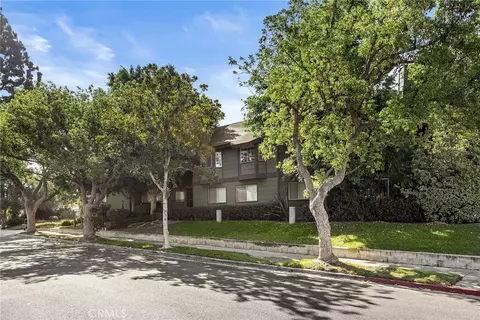 Exterior - 246 Alpine St #9, Pasadena, CA 91106 photo 3 of 8