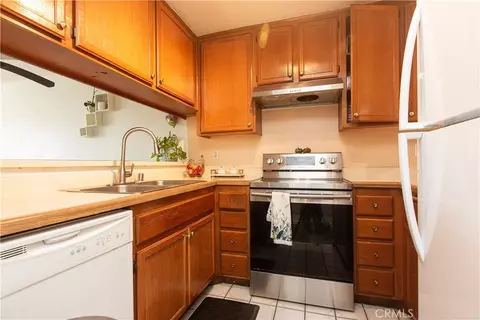 Kitchen - 2507 E 15th, Long Beach, CA 90804 photo 1 of 3
