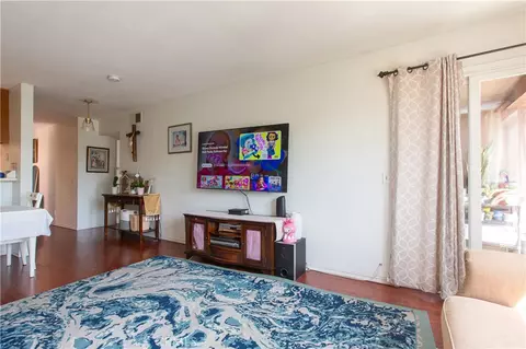 Living - 2507 E 15th, Long Beach, CA 90804 photo 4 of 4