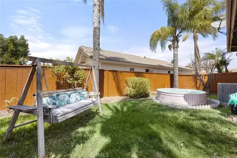 Exterior - 30953 Eagle Ct, Temecula, CA 92591 photo 7 of 8