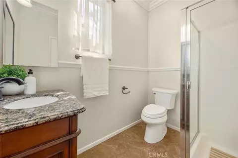 Bath - 30953 Eagle Ct, Temecula, CA 92591 photo 1 of 4