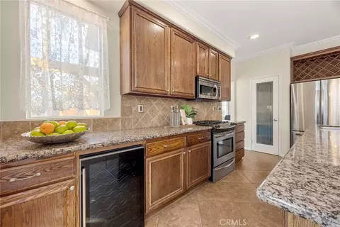 Kitchen - 30953 Eagle Ct, Temecula, CA 92591 photo 4 of 4