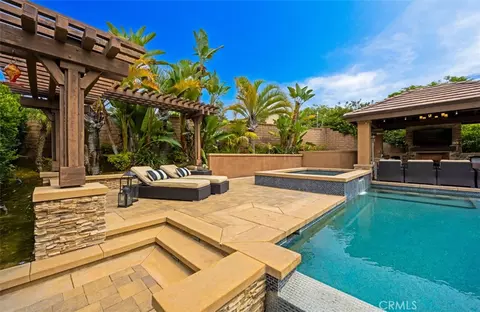 Exterior - 2709 Alamitos Rd, Brea, CA 92821 photo 9 of 12