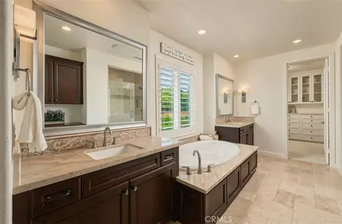 Bath - 2709 Alamitos Rd, Brea, CA 92821 photo 3 of 5