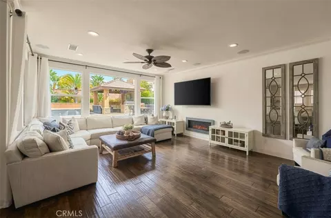Living - 2709 Alamitos Rd, Brea, CA 92821 photo 1 of 4