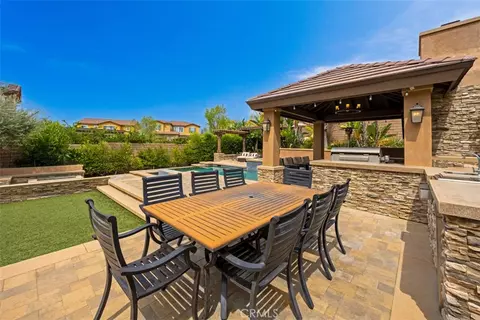 Exterior - 2709 Alamitos Rd, Brea, CA 92821 photo 7 of 12