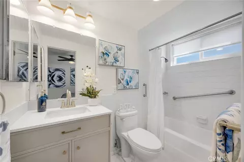 Bath - 2224 Braeburn Ave, Fullerton, CA 92831 photo 1 of 2