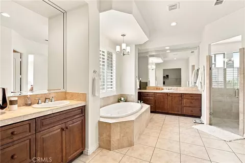 Bath - 78463 Blackstone Ct, Bermuda Dunes, CA 92203 photo 3 of 7