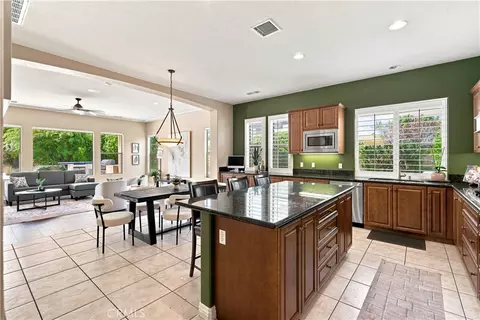 Kitchen - 78463 Blackstone Ct, Bermuda Dunes, CA 92203 photo 3 of 4