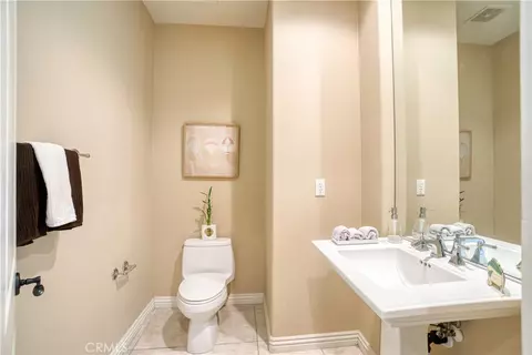 Bath - 78463 Blackstone Ct, Bermuda Dunes, CA 92203 photo 5 of 7