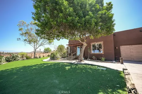 Exterior - 19217 Idaleona, Perris, CA 92570 photo 3 of 17