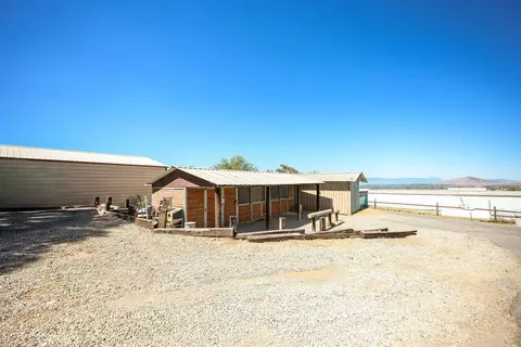 Exterior - 19217 Idaleona, Perris, CA 92570 photo 13 of 17
