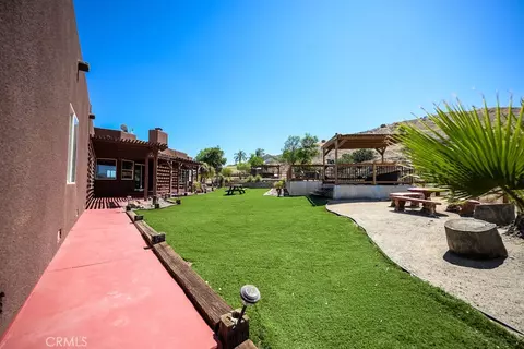 Exterior - 19217 Idaleona, Perris, CA 92570 photo 7 of 17