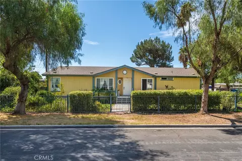 387 Turquoise, Perris, CA 92571