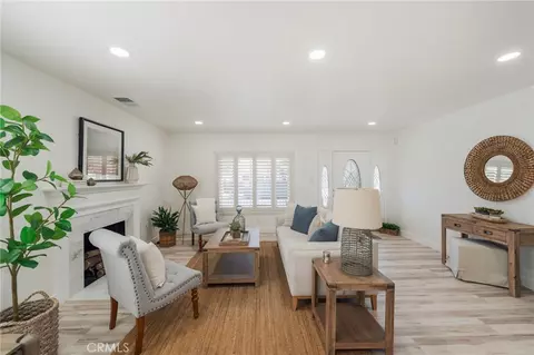 Living - 5157 E Harco, Long Beach, CA 90808 photo 1 of 3