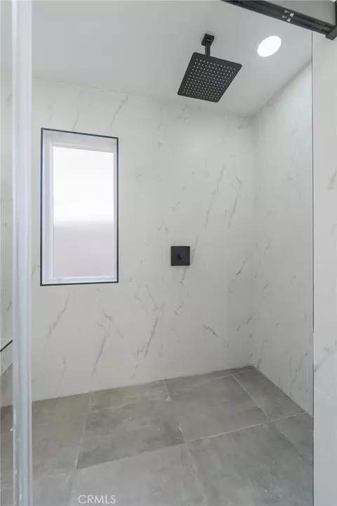 Bath - 5157 E Harco, Long Beach, CA 90808 photo 3 of 5