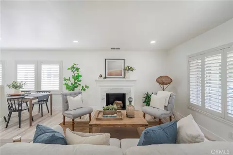 Living - 5157 E Harco, Long Beach, CA 90808 photo 2 of 3