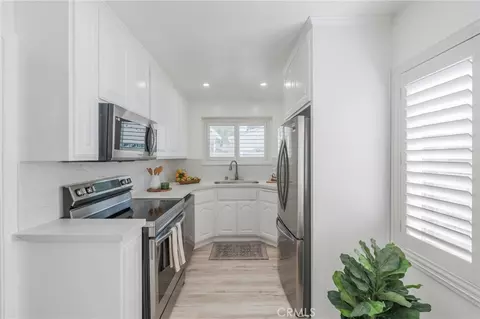 Kitchen - 5157 E Harco, Long Beach, CA 90808 photo 1 of 3