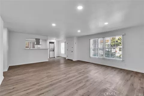 Living - 625 Orizaba, Long Beach, CA 90814 photo 6 of 10