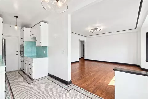 Living - 800 E Ocean #905, Long Beach, CA 90802 photo 3 of 4